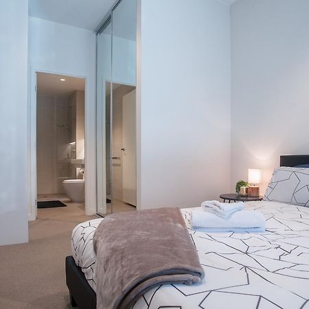 The William Suites Melbourne Exterior photo