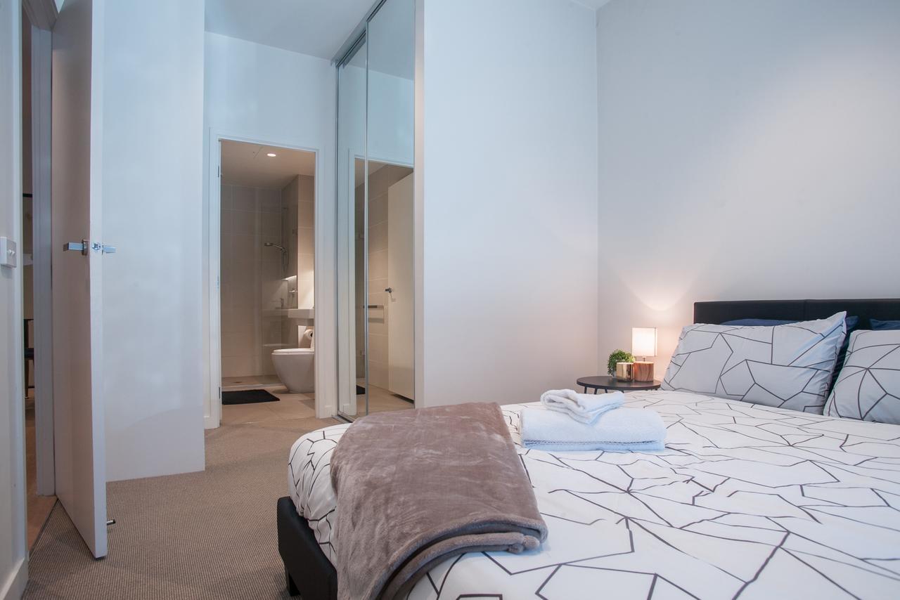 The William Suites Melbourne Exterior photo